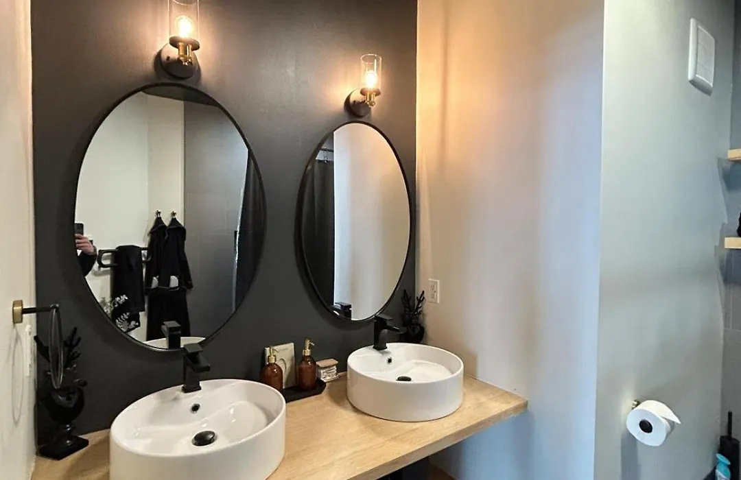 Antler'S Executive Suite- Moncton Downtown-1